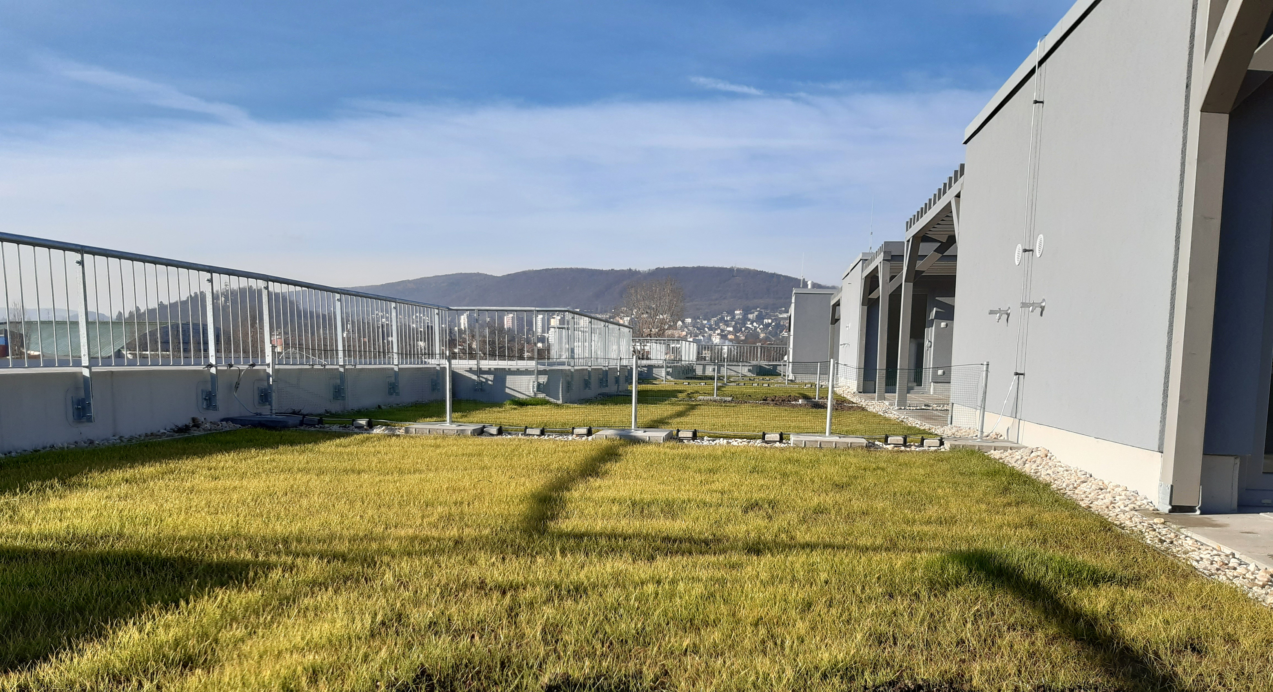 Střešní terasa bytu v 2. NP